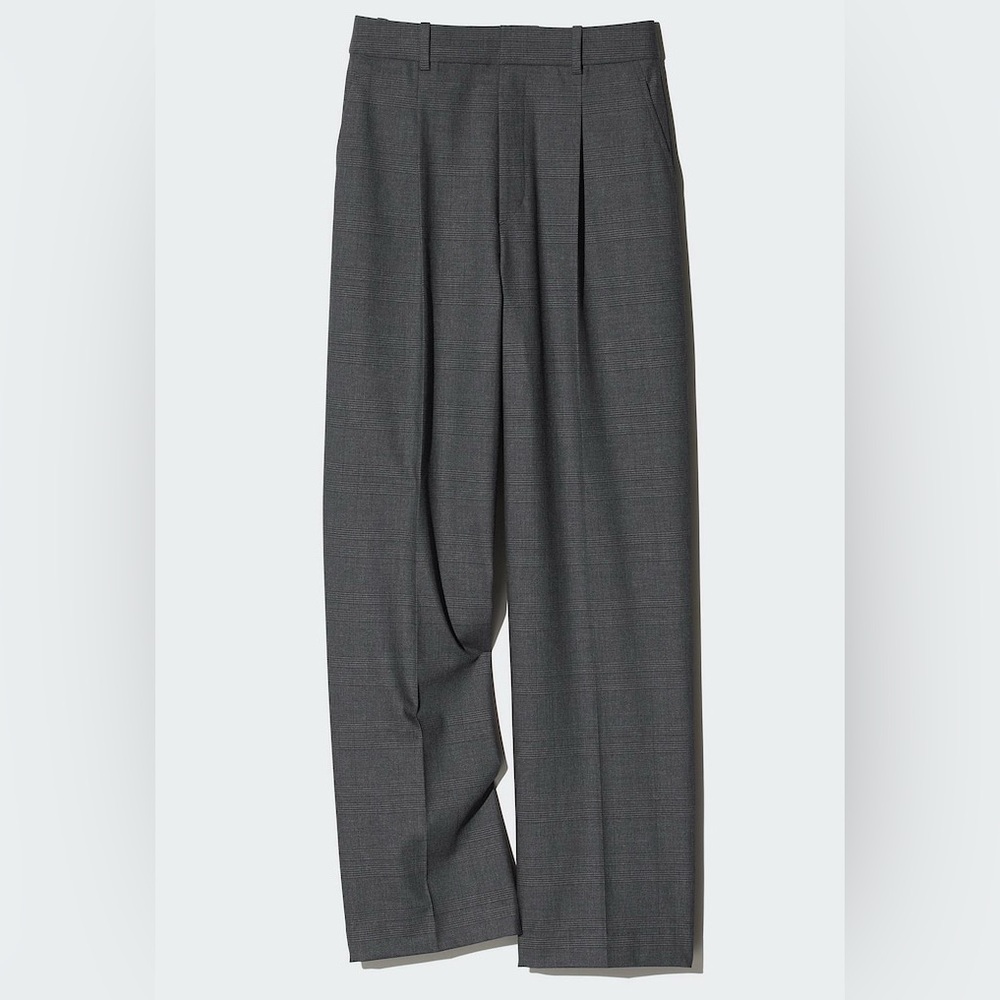 NWT Uniqlo gray pleated plaid trousers